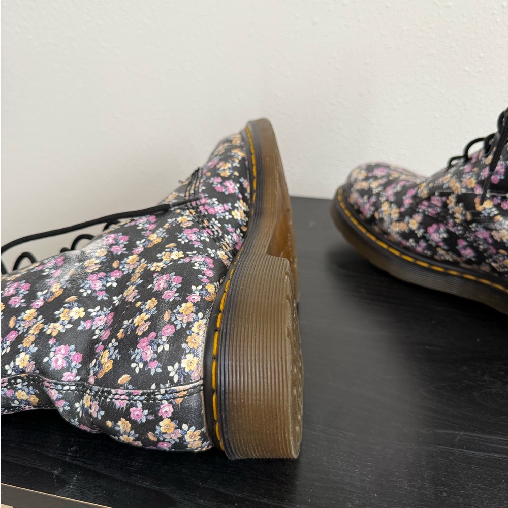 Dr. Martens 1460 Floral Lace Up Combat Boots US 10 Black Multi - Picture 6 of 10